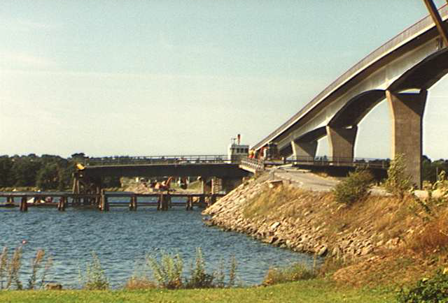 Broarna 1998









